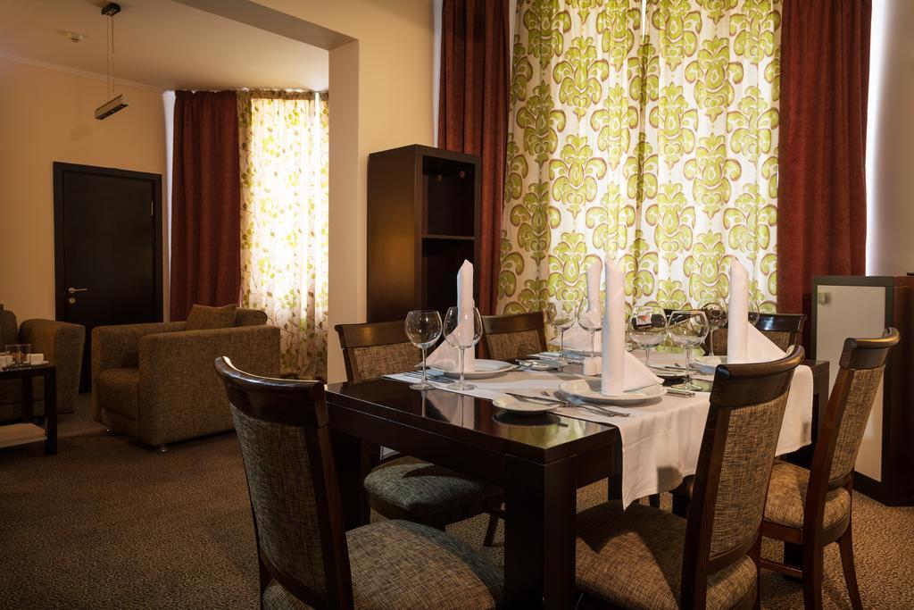Kazakhstan Hotel Almaty Eksteriør billede
